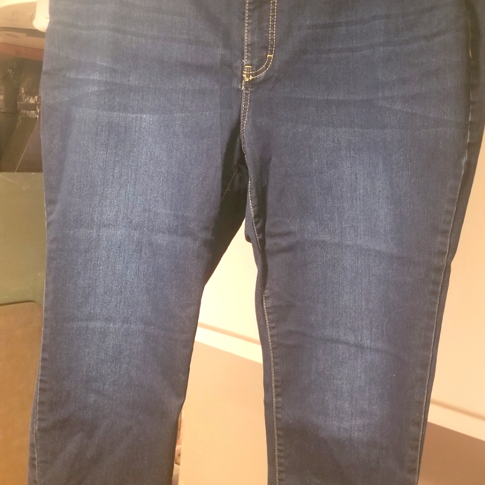 Jennifer lopez capris